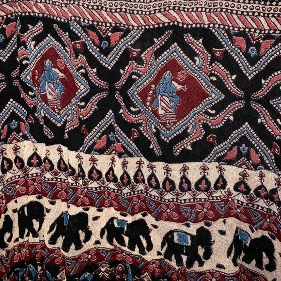 CUTE SLEEVELESS TOP🤎 - Picture 3 of 4